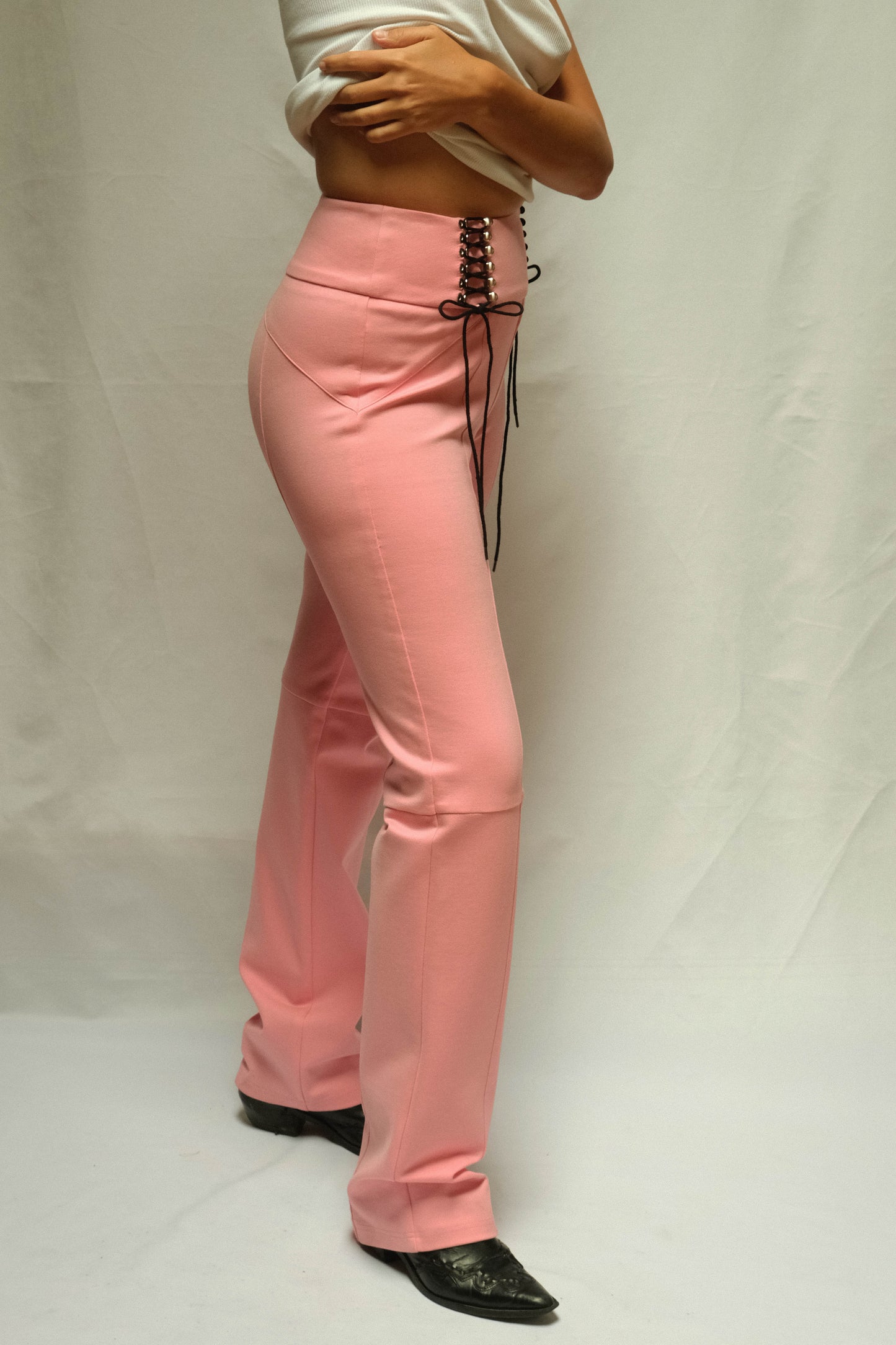 PANTALÓN ROSADO LAZOS