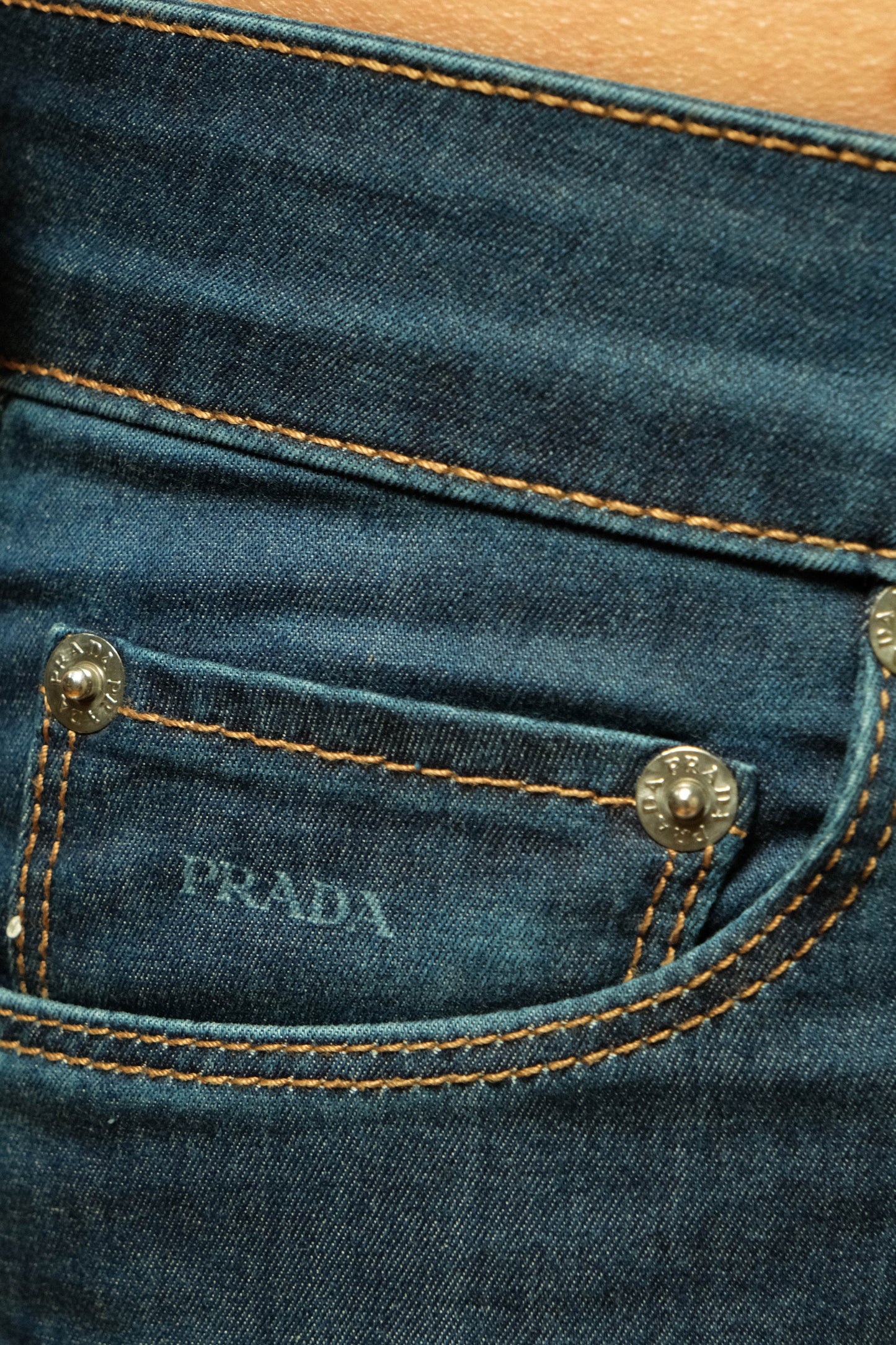 JEAN AZUL PRADA