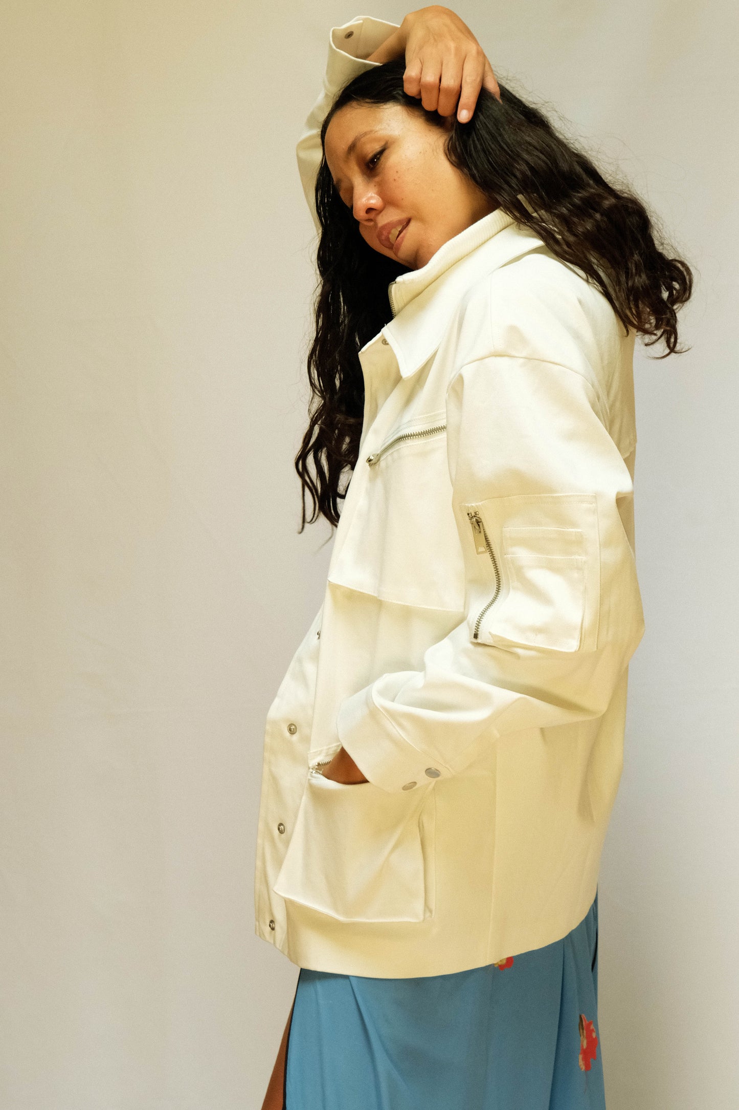 CHAQUETA BLANCA OVERSIZED