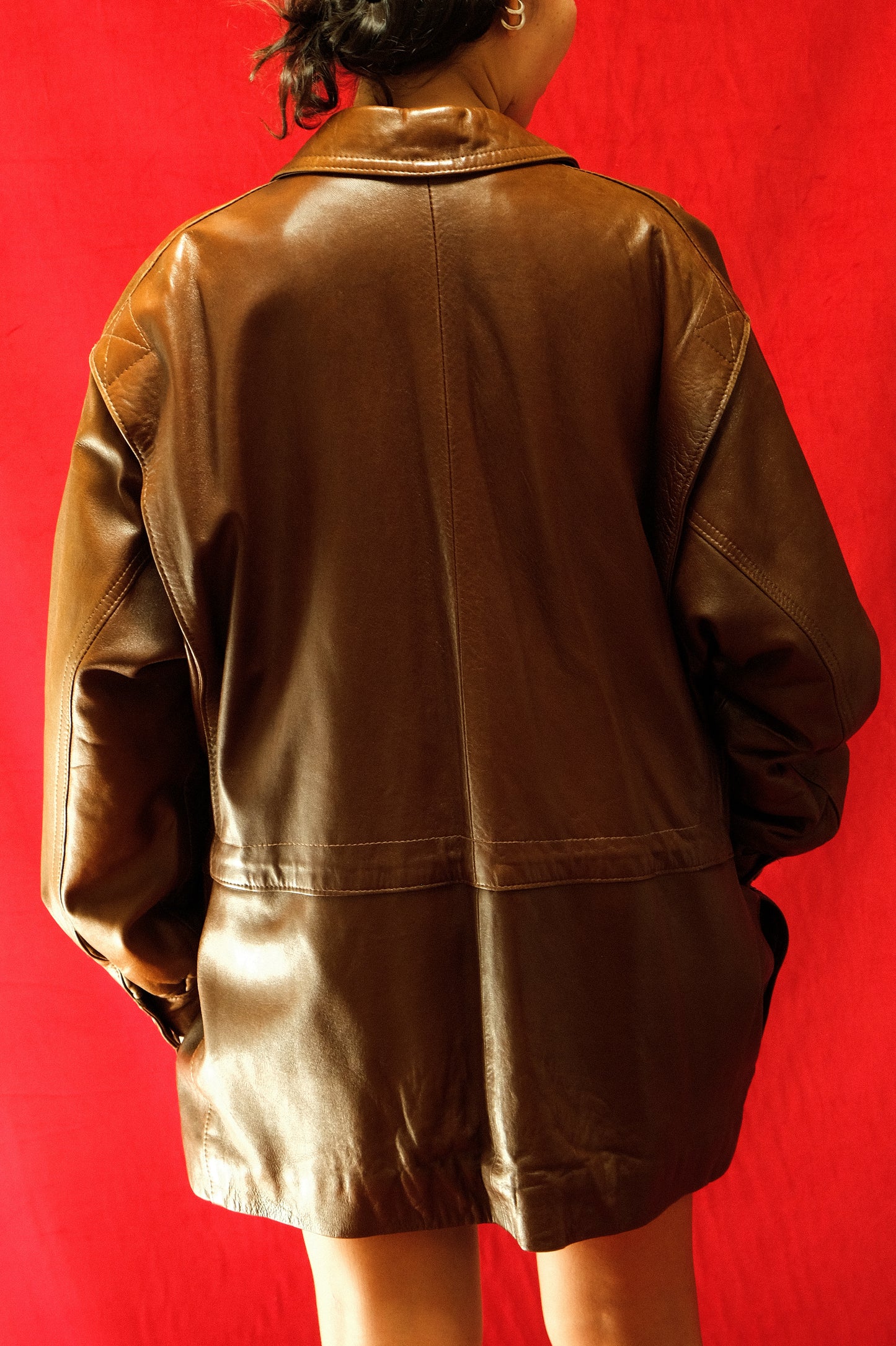 CHAQUETA CAFÉ CUERO BOMBER